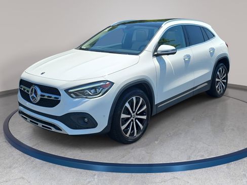 Used 2023 Mercedes-Benz GLA 250 4MATIC image 1