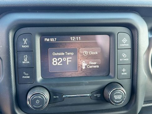 Certified 2021 Jeep Wrangler Sport image 27