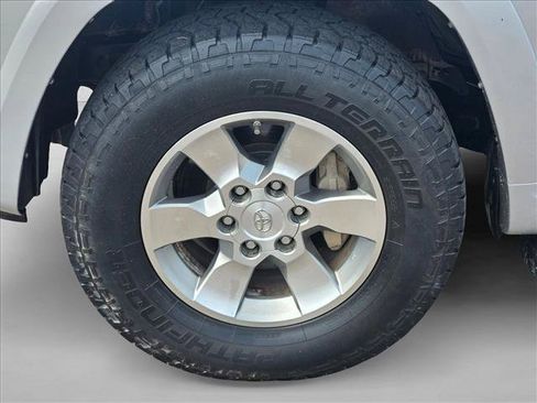 Used 2012 Toyota 4Runner SR5 RWD image 23