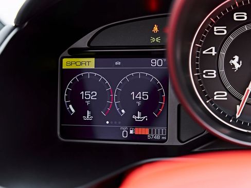 Used 2022 Ferrari Portofino M RWD image 72
