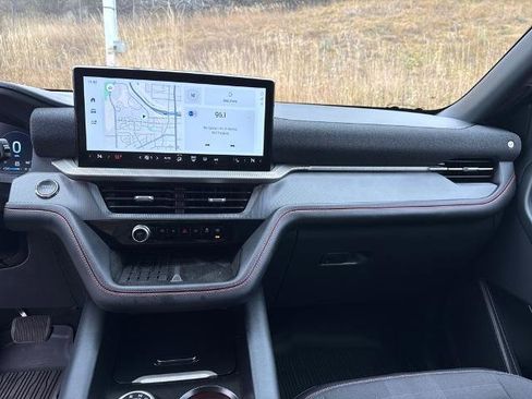 Certified 2025 Ford Explorer ST-Line w/ Premium Package image 16