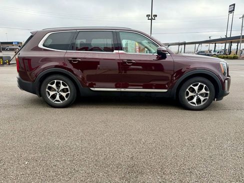 Used 2021 Kia Telluride EX w/ Towing Package image 6