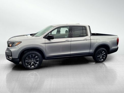 Used 2021 Honda Ridgeline Sport image 8