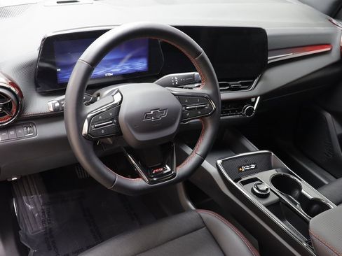 Certified 2026 Chevrolet Equinox RS image 7