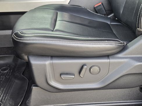 Used 2019 Ford F150 Lariat AWD/4WD image 24