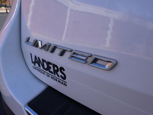 Used 2022 Ford Explorer Limited w/ Equipment Group 301A image 31