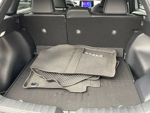 Used 2023 Toyota Corolla Cross XSE image 37