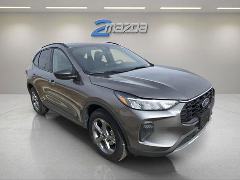 Used 2025 Ford Escape ST-Line image 7
