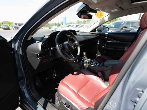 Used 2025 MAZDA CX-30 AWD 2.5 S w/ Preferred Package image 8