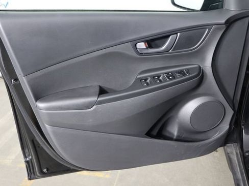 Used 2023 Hyundai Kona SEL FWD image 18