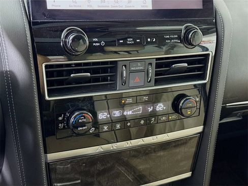 Certified 2024 Nissan Armada Platinum w/ Captain's Chairs Package image 10