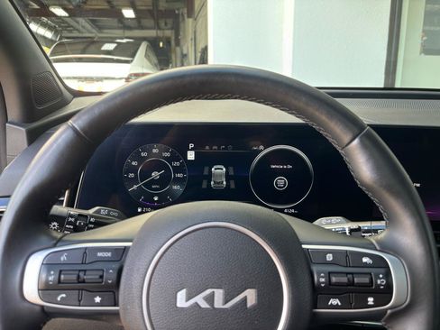 Used 2023 Kia Sportage X-Pro Prestige AWD/4WD image 9