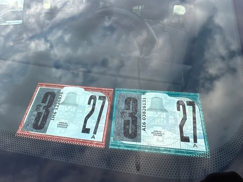 Used 2016 Dodge Grand Caravan SXT image 27