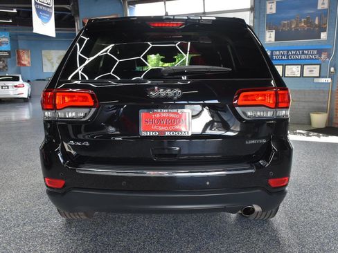 Used 2021 Jeep Grand Cherokee Limited AWD/4WD image 6