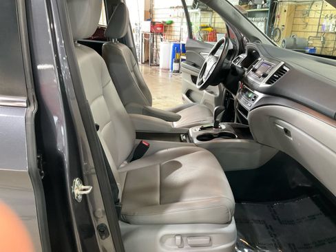Used 2017 Honda Ridgeline RTL image 30