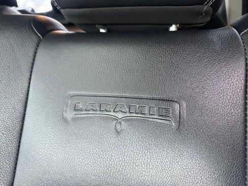 Used 2017 RAM 1500 Laramie w/ Convenience Group image 8