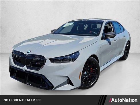 New 2027 BMW M5 w/ Carbon Package AWD/4WD image 1