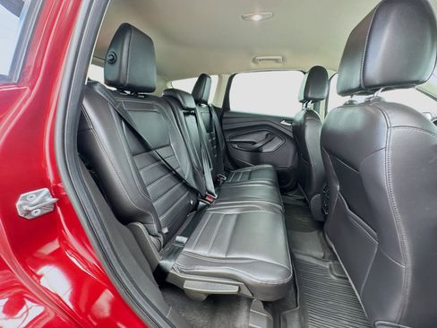 Used 2017 Ford Escape Titanium FWD image 19