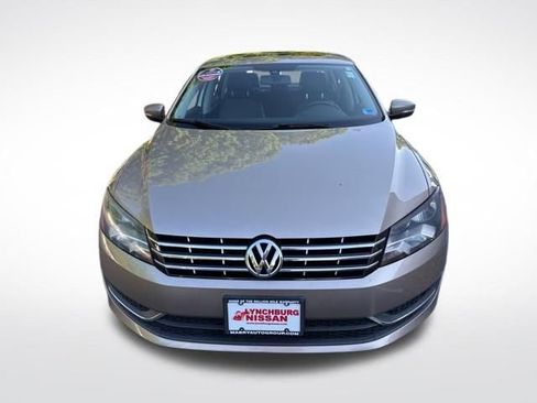 Used 2015 Volkswagen Passat TDI SE FWD image 2
