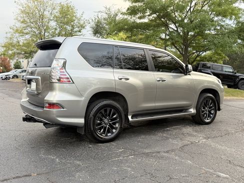 Used 2023 Lexus GX 460 Premium image 10
