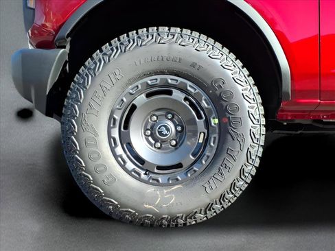 New 2025 Ford Bronco 4-Door w/ Sasquatch Package image 6