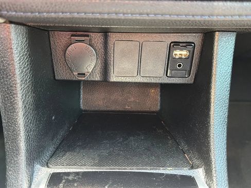 Used 2019 Toyota Corolla SE FWD image 19