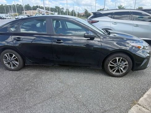 Used 2024 Kia Forte LXS FWD image 1