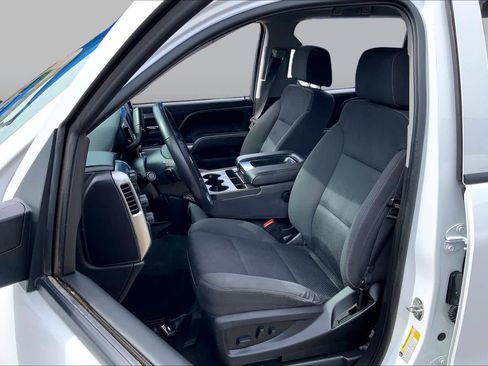 Used 2018 Chevrolet Silverado 1500 LT w/ Texas Edition AWD/4WD image 8