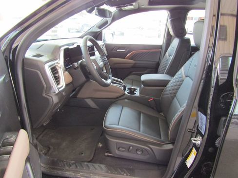 New 2026 GMC Canyon Denali AWD/4WD image 29