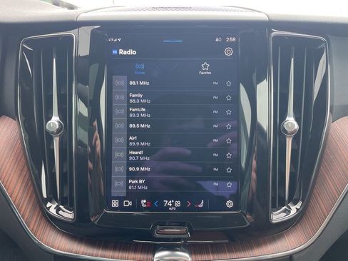 Certified 2023 Volvo XC60 B5 Plus w/ Climate Package image 37