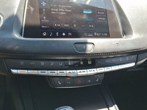 Used 2020 Cadillac XT4 Premium Luxury w/ Cold Weather Package FWD image 16