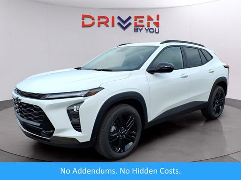 New 2026 Chevrolet Trax ACTIV image 1