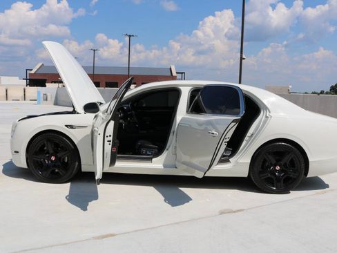 Used 2015 Bentley Flying Spur V8 AWD/4WD image 85