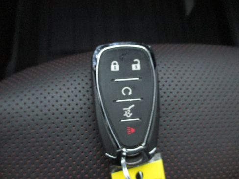 Used 2023 Chevrolet Blazer RS w/ Driver Confidence II Package image 31