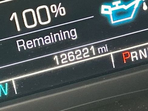 Used 2017 Chevrolet Suburban Premier image 17