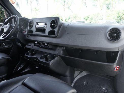 Used 2024 Mercedes-Benz Sprinter 144 Cargo image 35