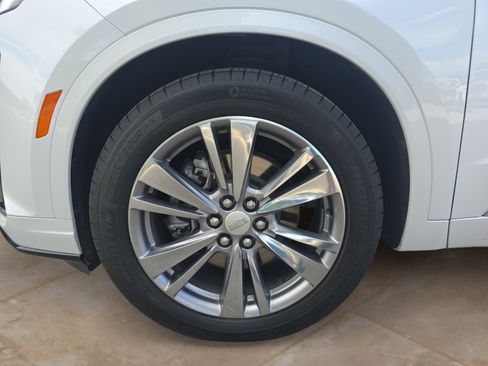 Used 2023 Cadillac XT6 Premium Luxury FWD image 27
