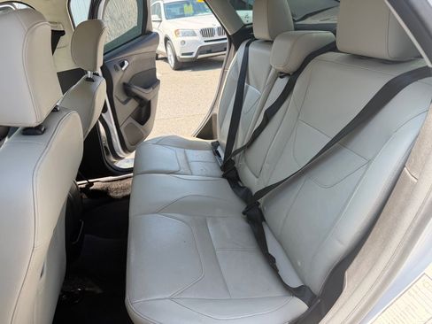 Used 2017 Ford Focus Titanium FWD image 24