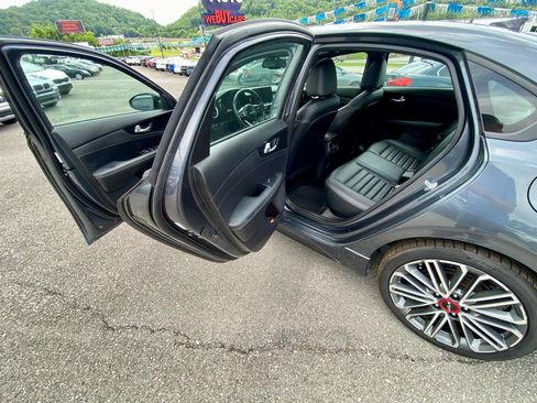 Used 2022 Kia Forte GT FWD image 14