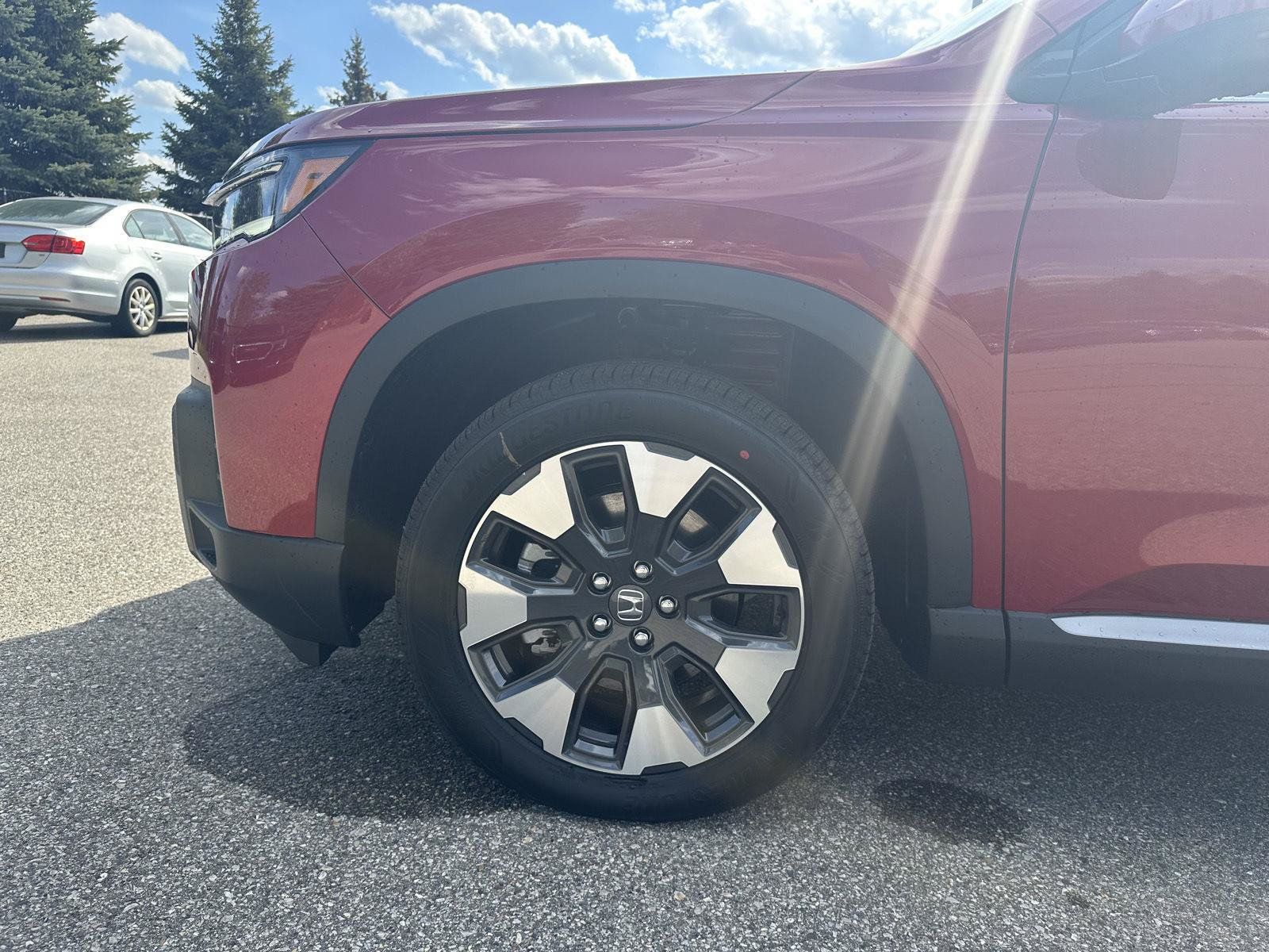 New 2026 Honda Pilot Touring image 10