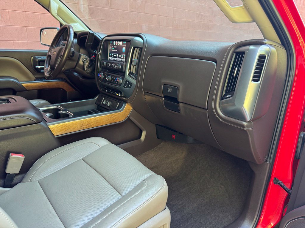 Used 2016 Chevrolet Silverado 2500 LTZ w/ LTZ Plus Package AWD/4WD image 11