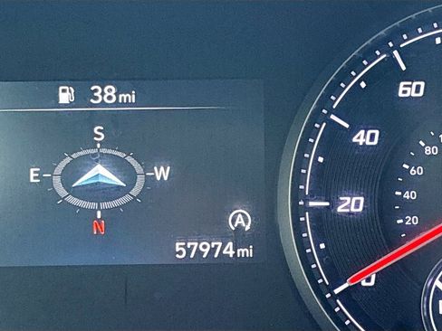 Used 2023 Hyundai Santa Fe SEL image 12