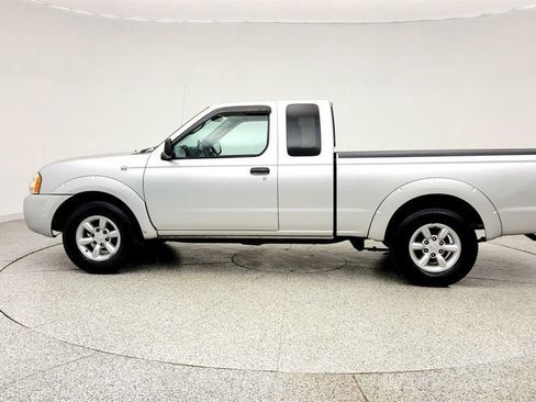 Used 2004 Nissan Frontier XE w/ (VTP) Value Truck Pkg image 8