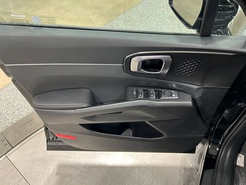 New 2026 Kia Sorento LX image 11