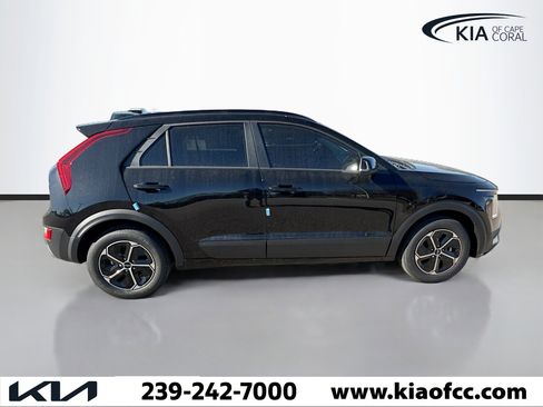 New 2026 Kia Niro EX image 6