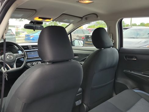 Certified 2025 Nissan Versa SV FWD image 12