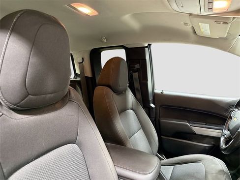Used 2018 Chevrolet Colorado LT w/ LT Convenience Package image 26