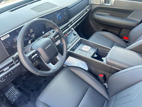 New 2025 Hyundai Santa Fe XRT image 10