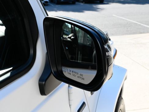Used 2025 Mercedes-Benz G 580 w/ EQ Technology image 13