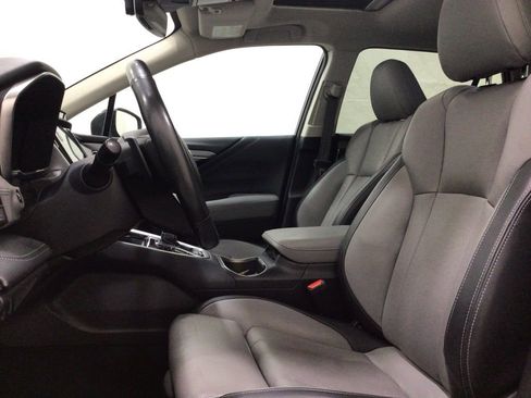 Used 2023 Subaru Outback Limited image 9